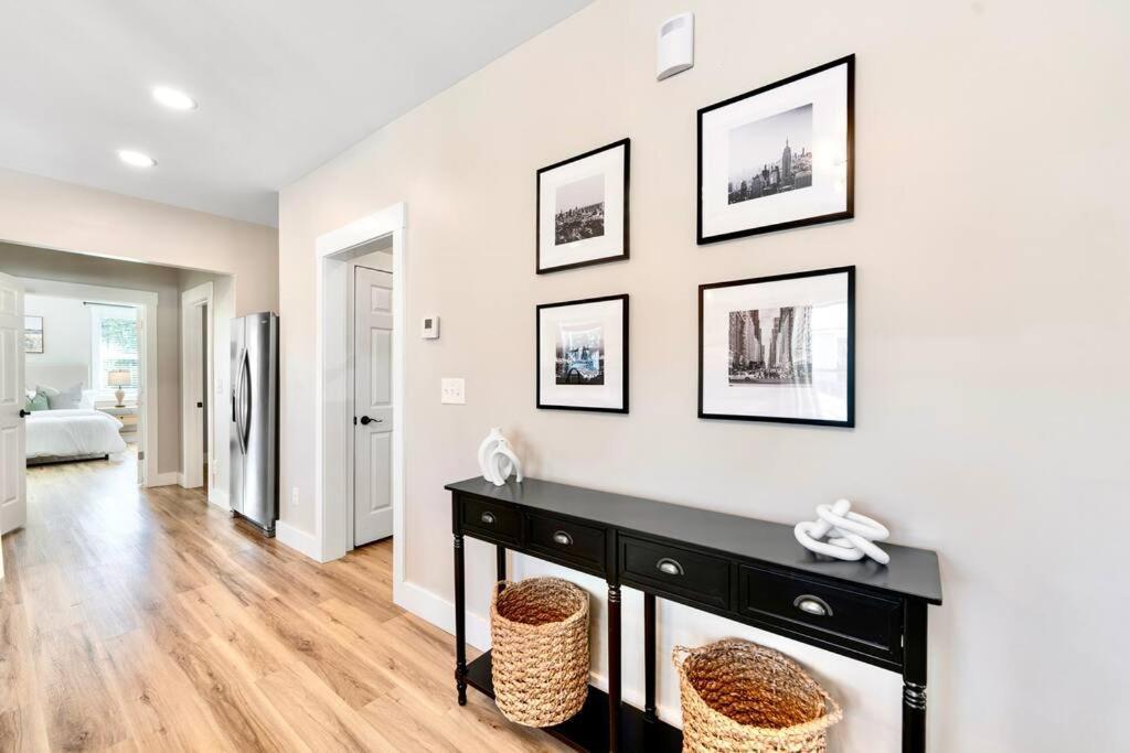 Brand New Cozy Modern Bungalow W/Hot Tub+Movieroom 7 Min From Uptown Charlotte Exterior foto